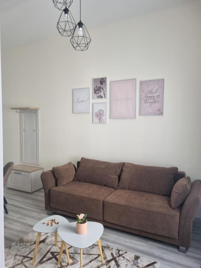 Eden City Home Gyor Luaran gambar